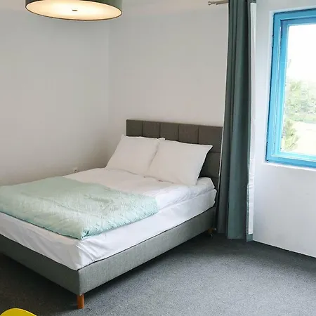 Piaskowa 7 Kwatera prywatna