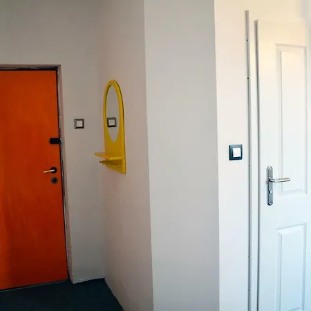 Kwatera prywatna Piaskowa 7 *