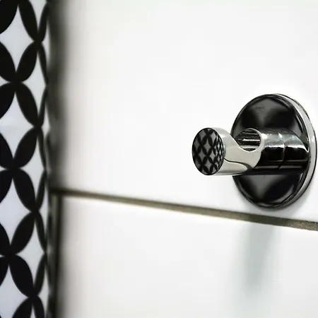 Piaskowa 7 Kwatera prywatna *